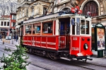 красный трамвайчик в Стамбуле